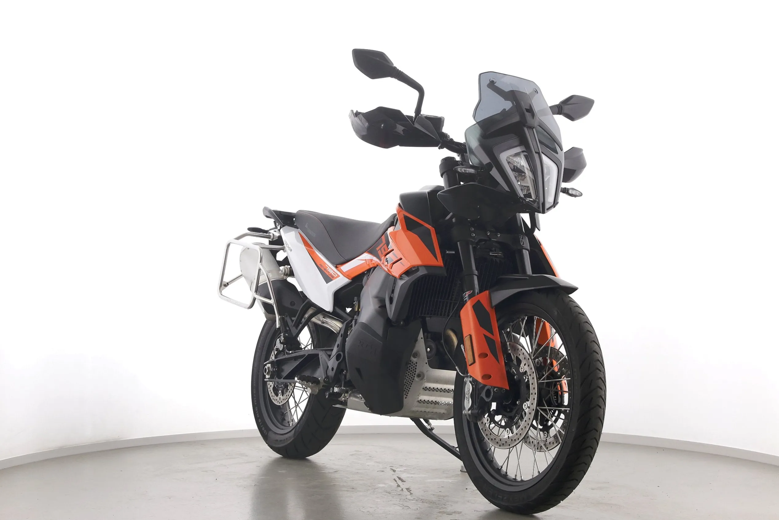 790 ADVENTURE