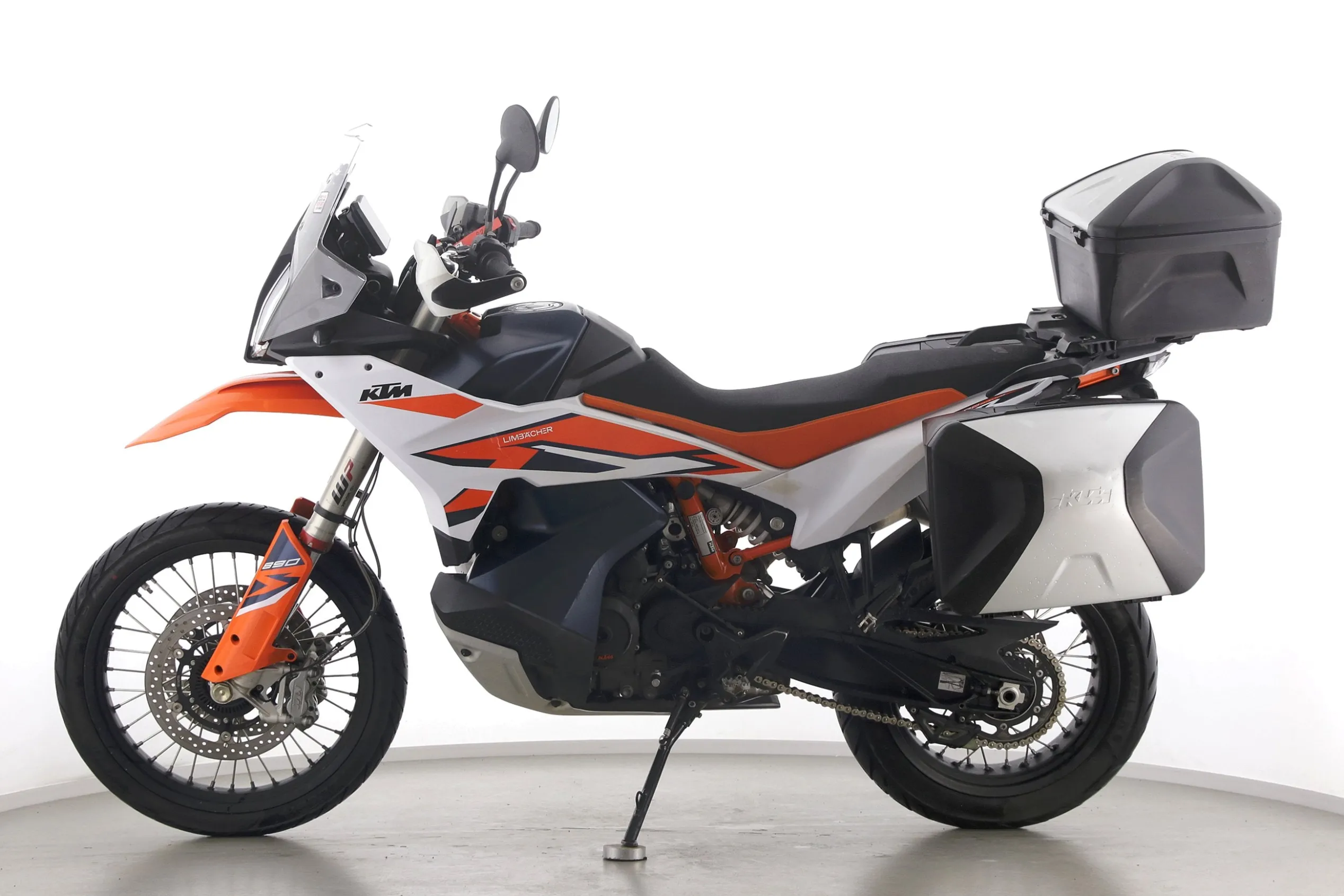 890 ADVENTURE R