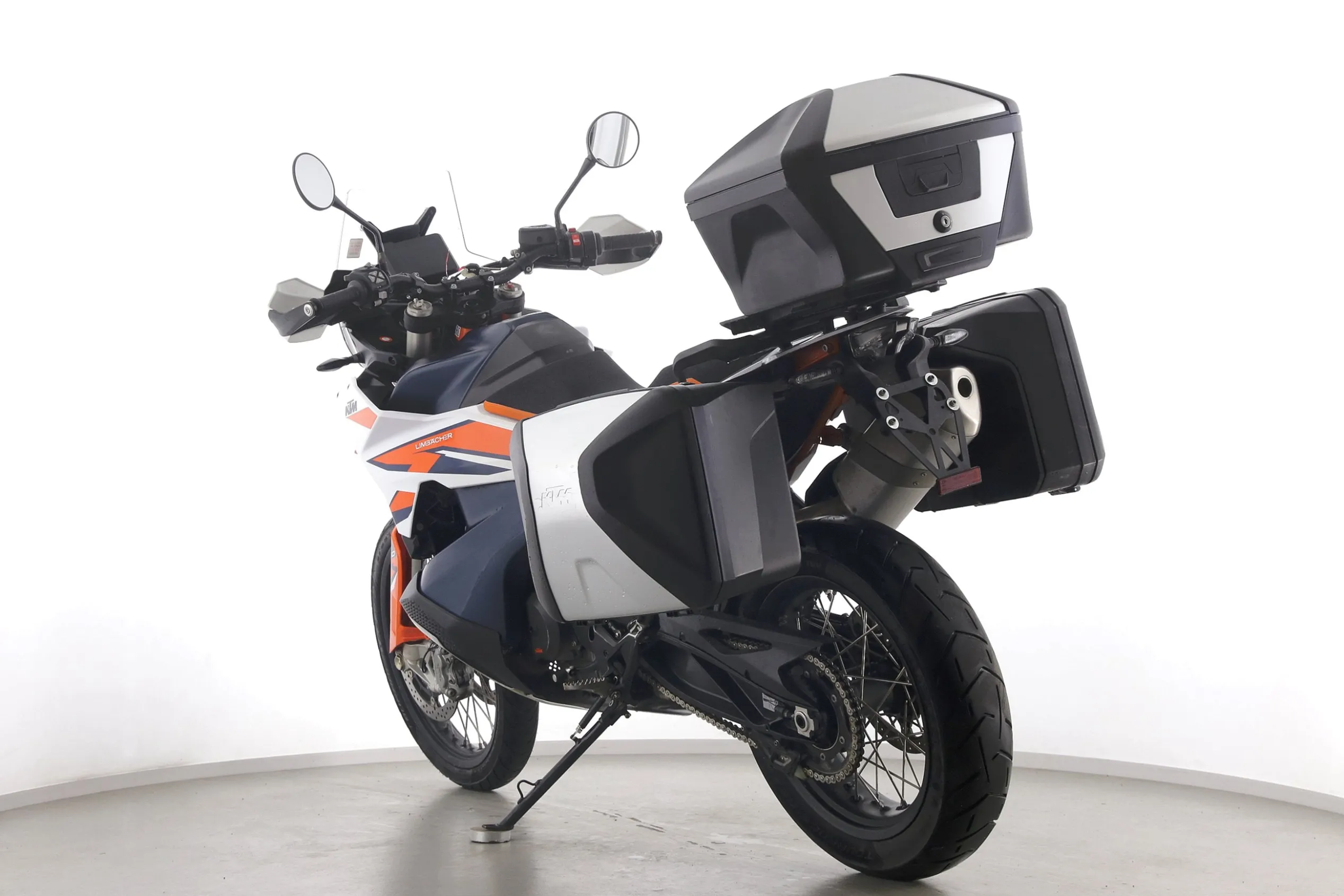 890 ADVENTURE R