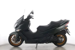 AN 400 BURGMAN