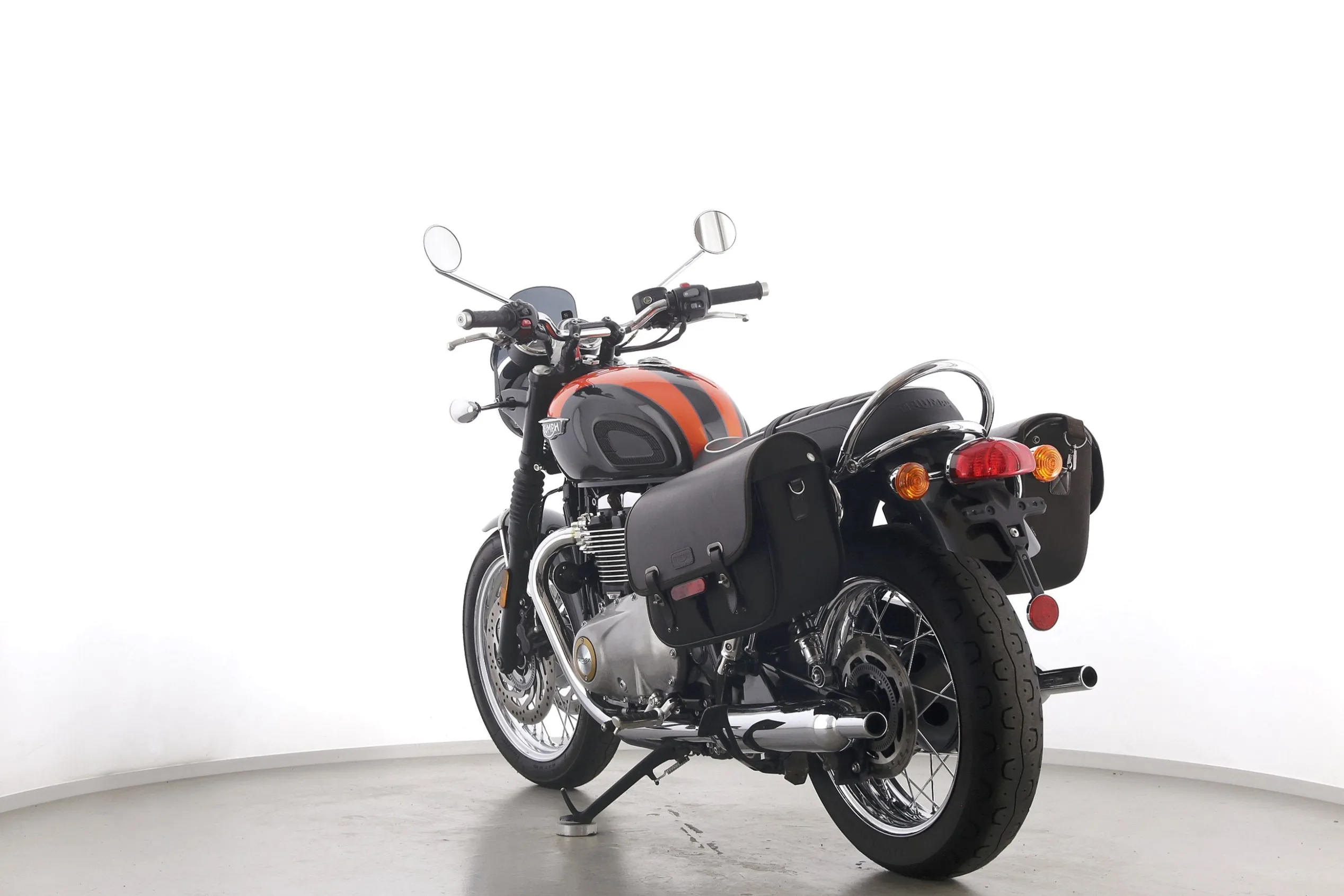 BONNEVILLE T120