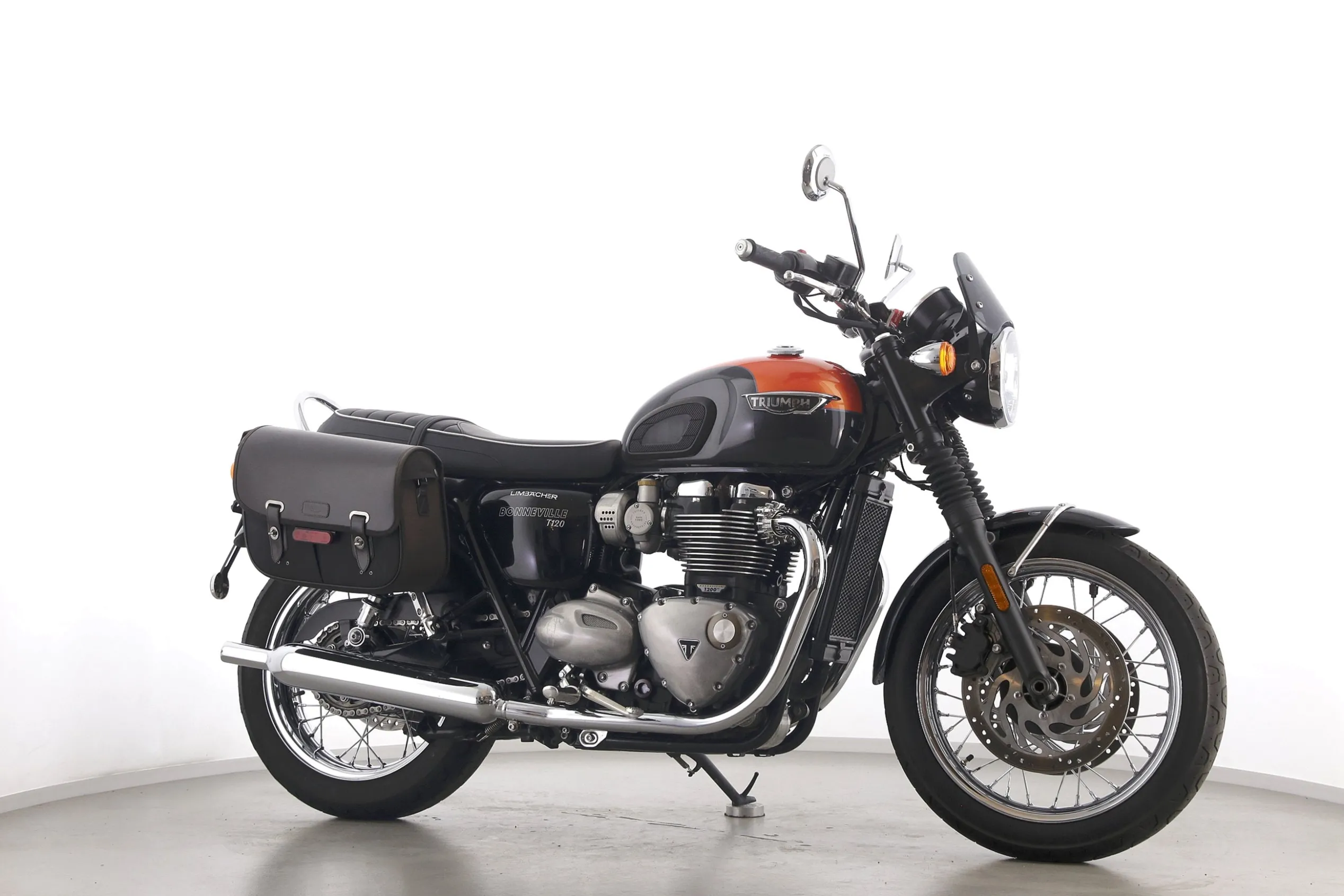 BONNEVILLE T120