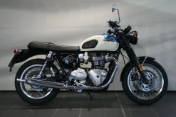 BONNEVILLE T120