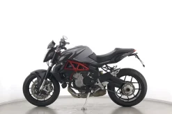 BRUTALE 800