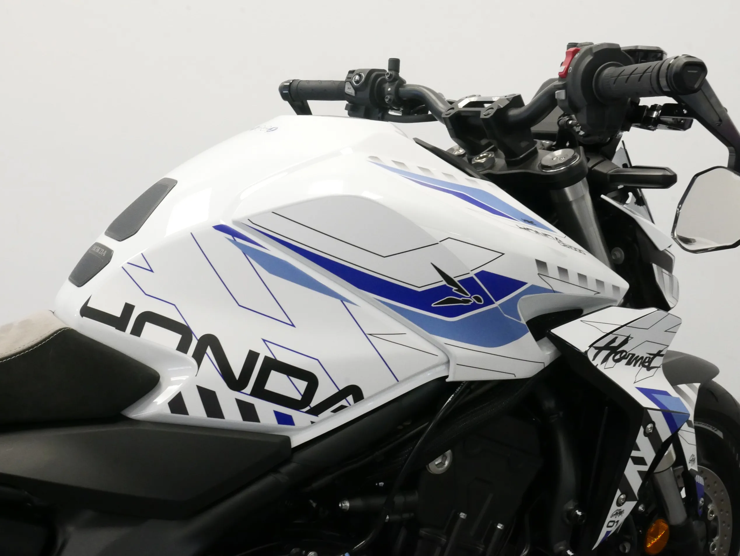 CB 1000 HORNET LLC