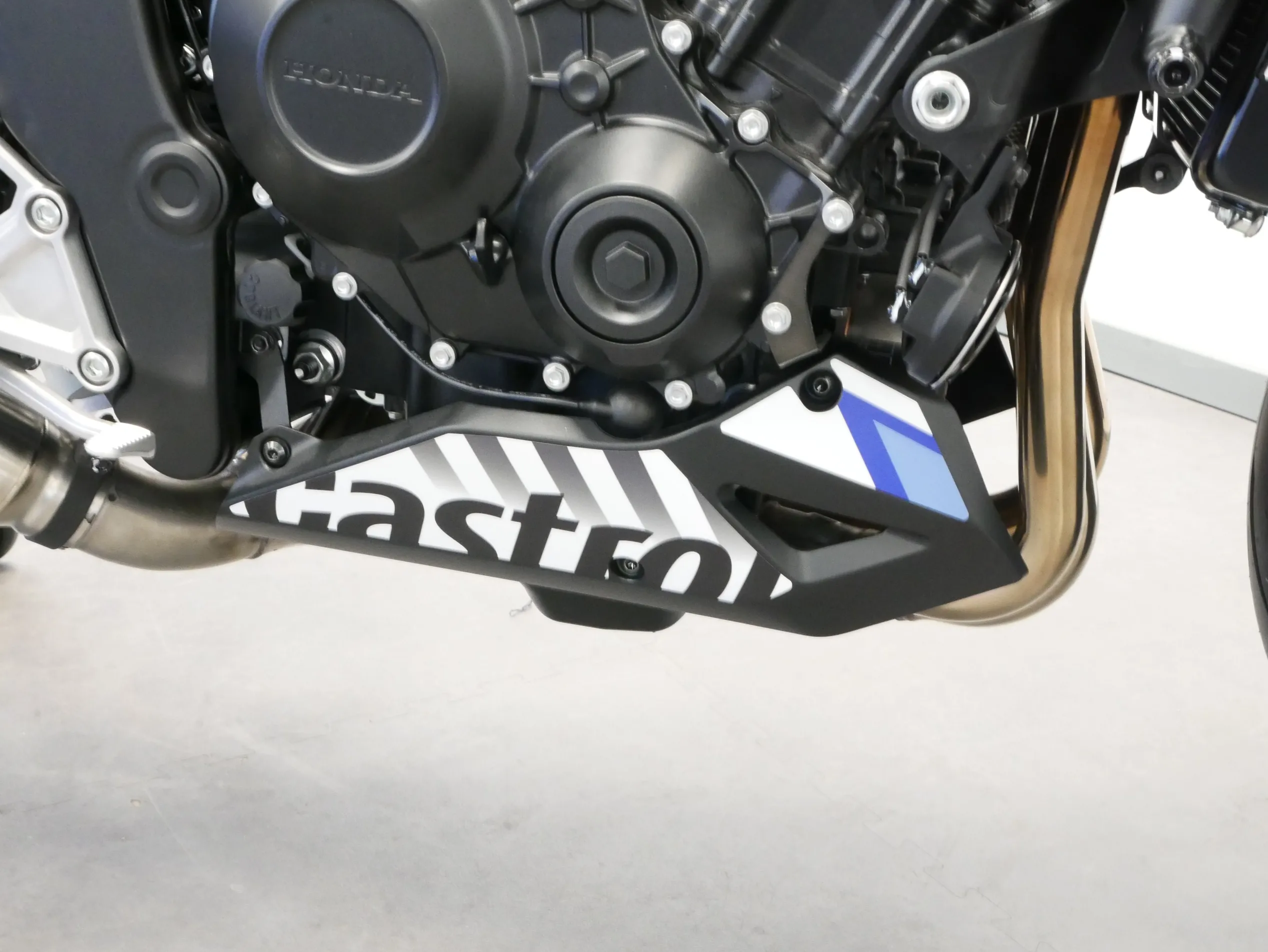 CB 1000 HORNET LLC