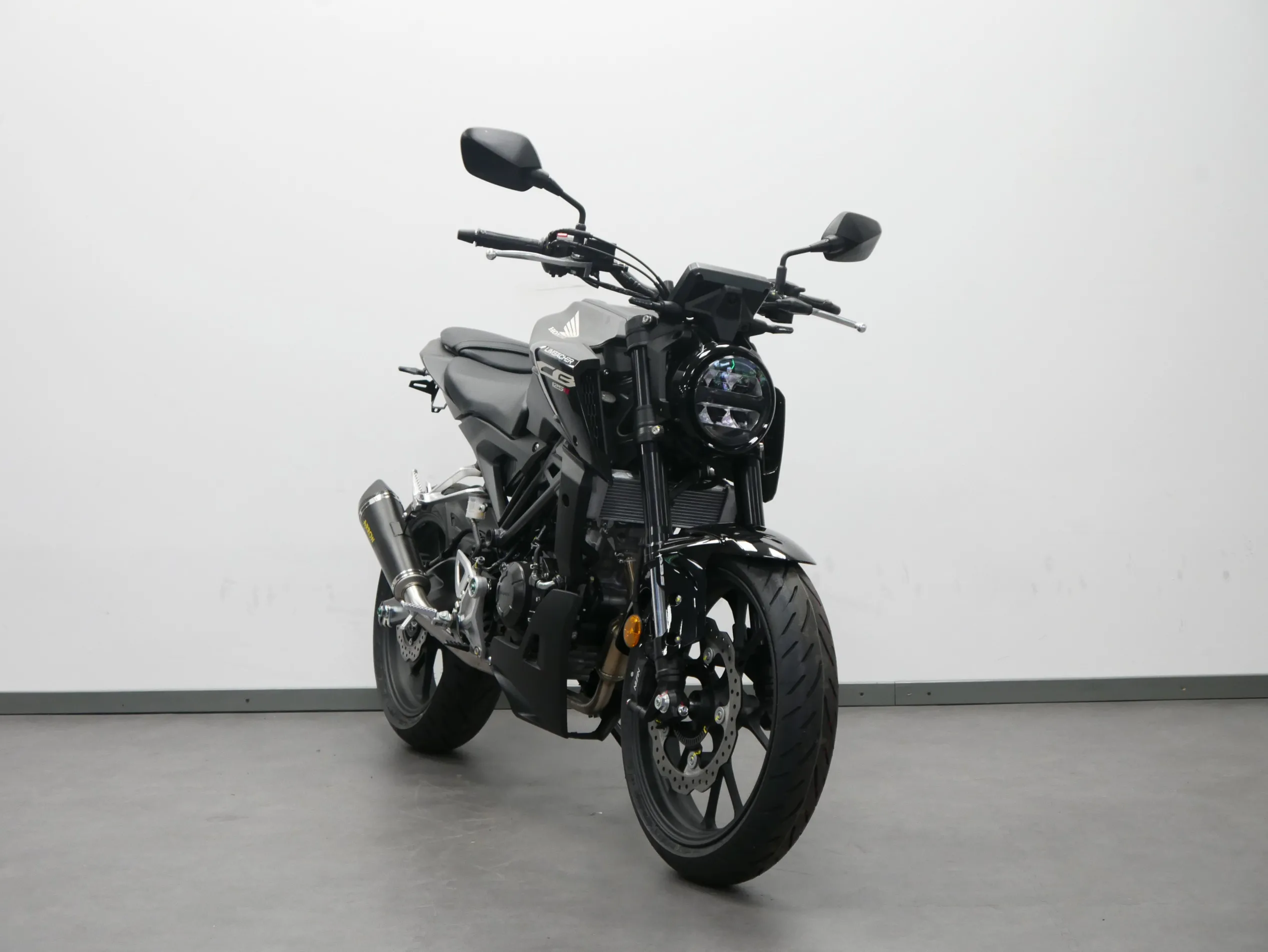 CB 125 R