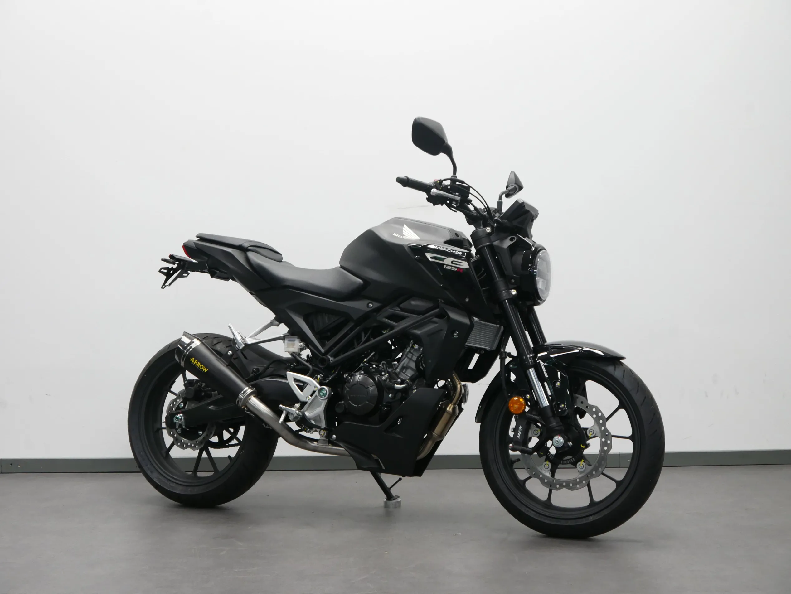 CB 125 R