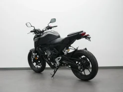 CB 125 R