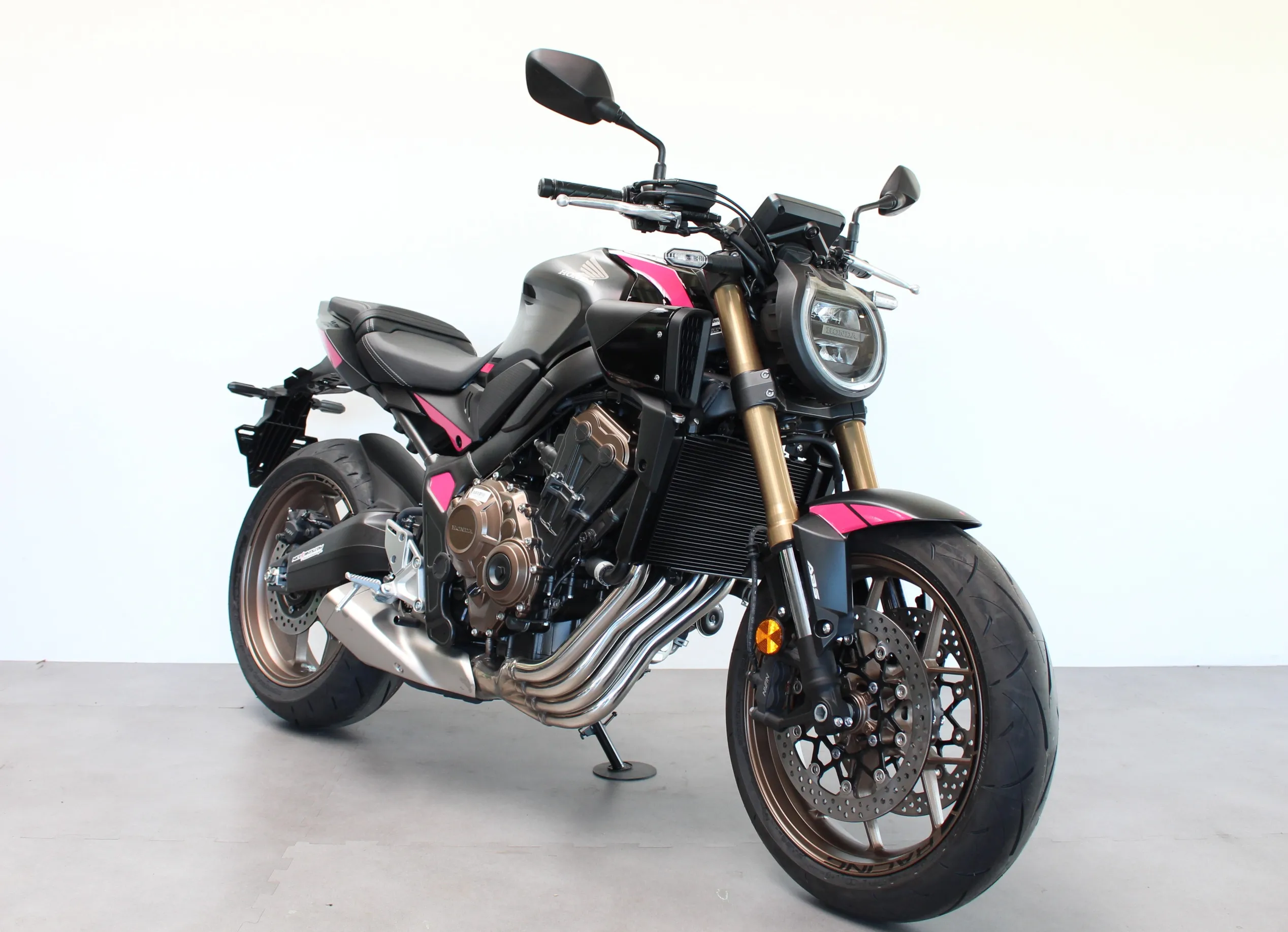 CB 650 R
