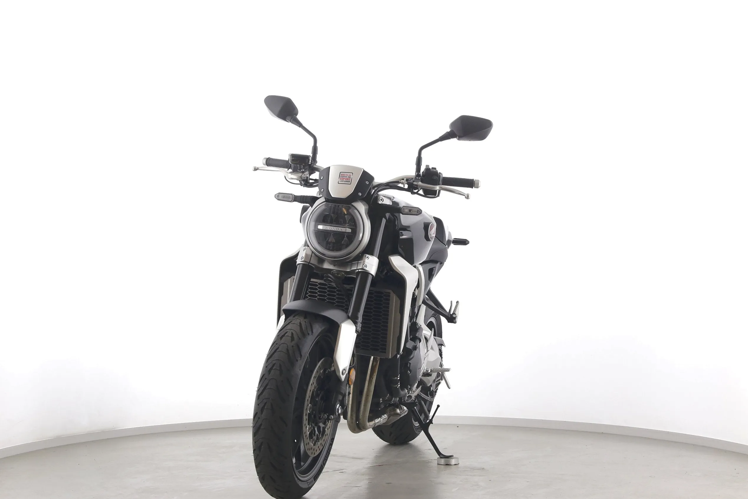 CB 1000 R PLUS