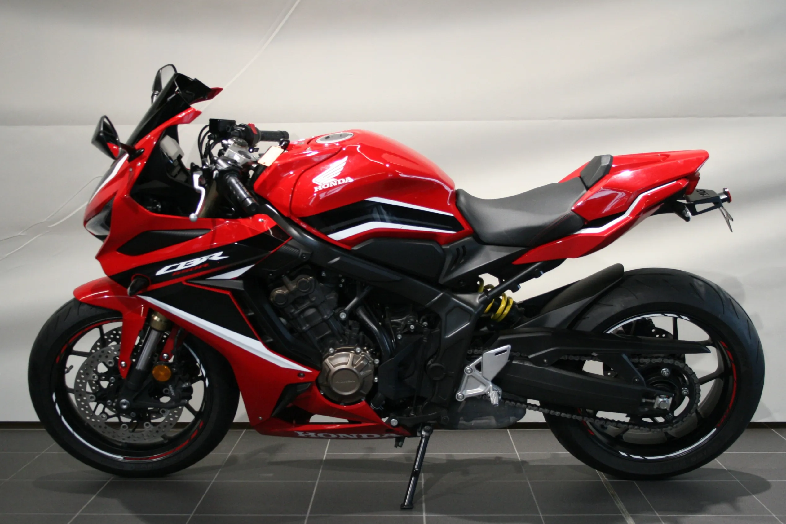 CBR650R