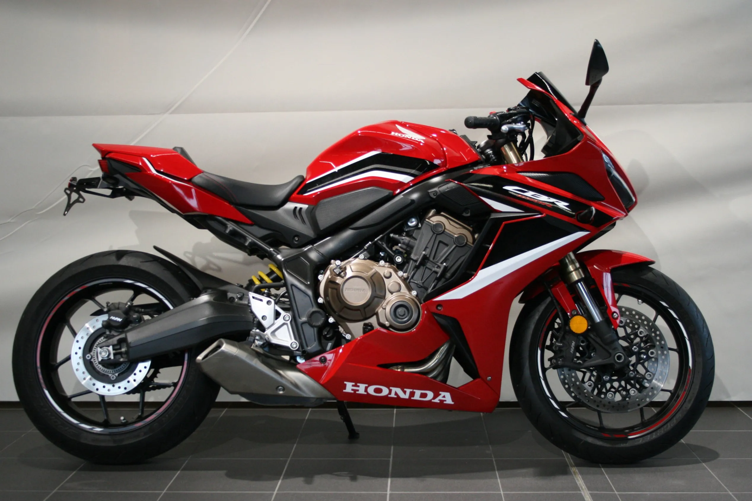 CBR650R