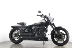CVO PRO STREET BREAKOUT