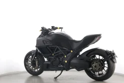 DIAVEL CARBON