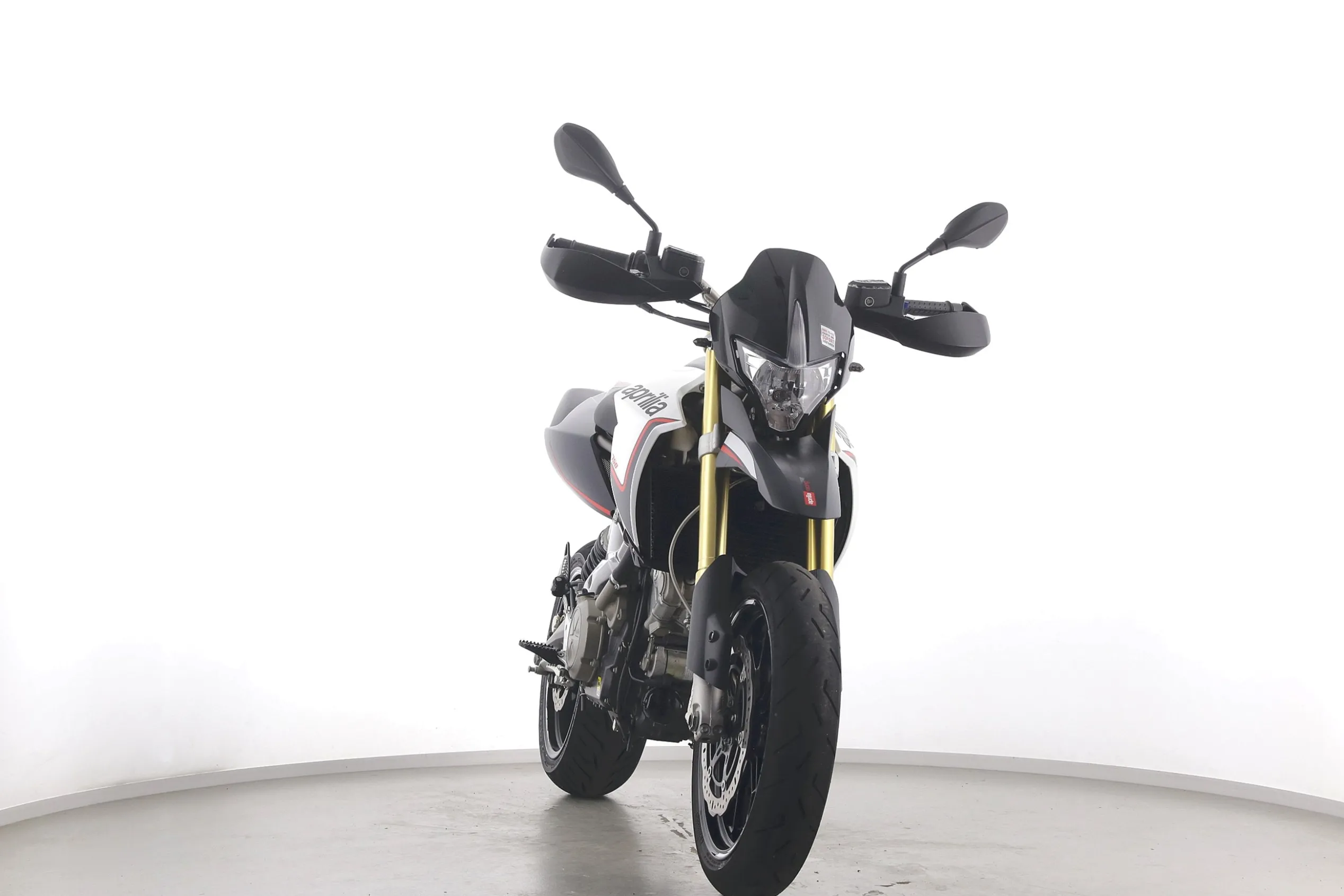 DORSODURO 750