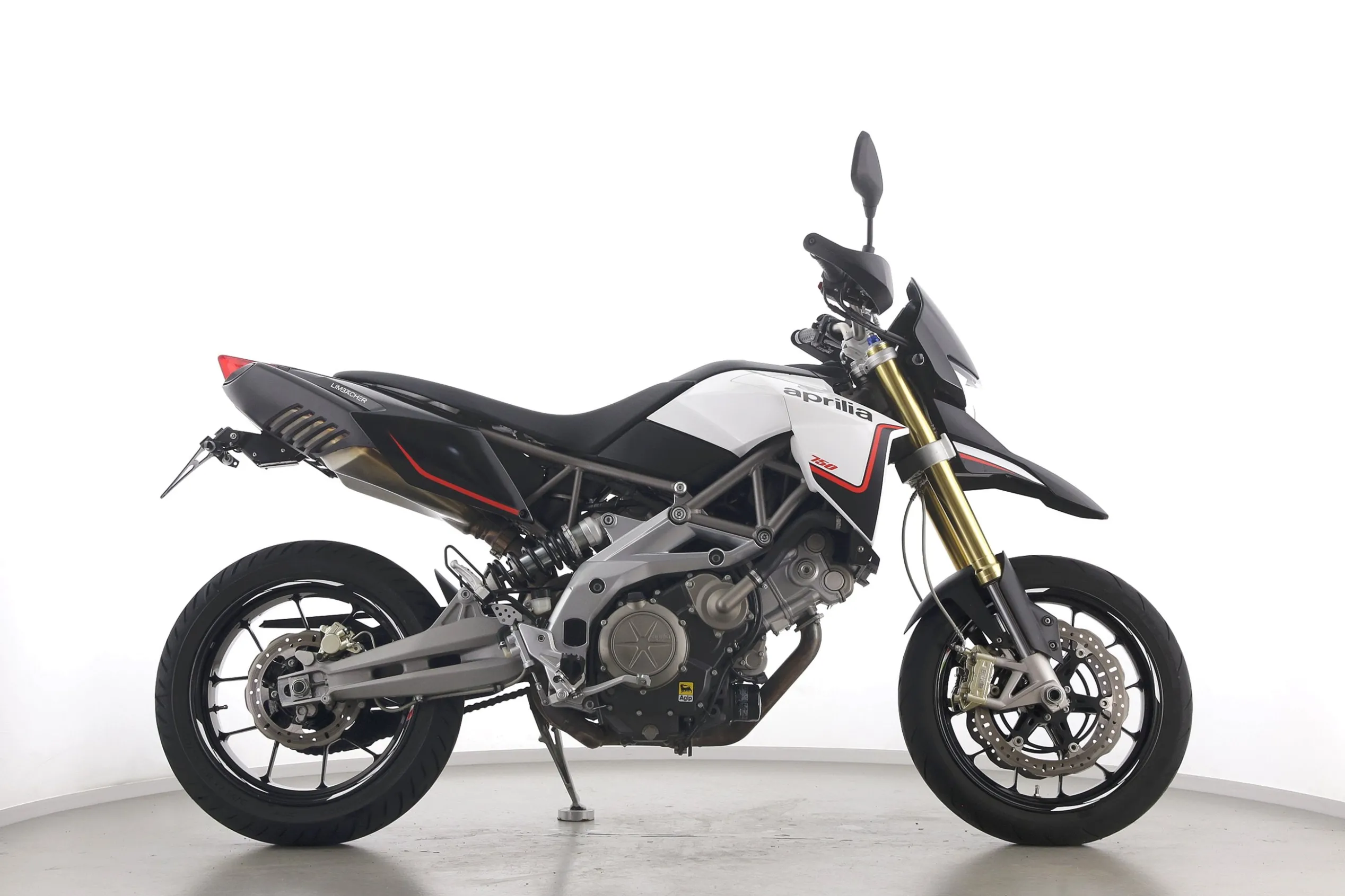 DORSODURO 750