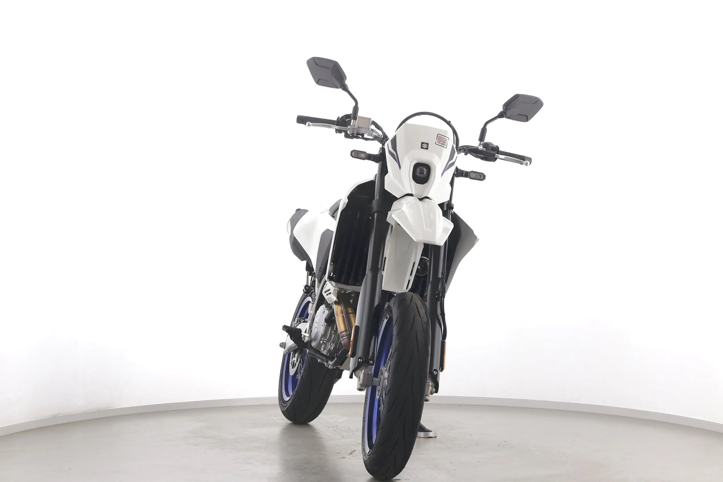 DR Z 4 SM SUPERMOTO