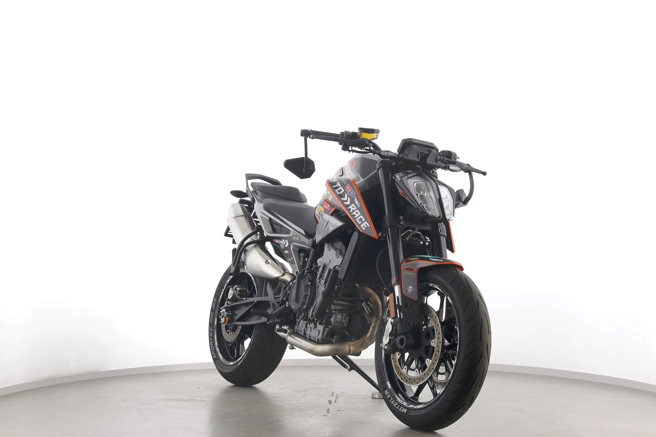 790 DUKE