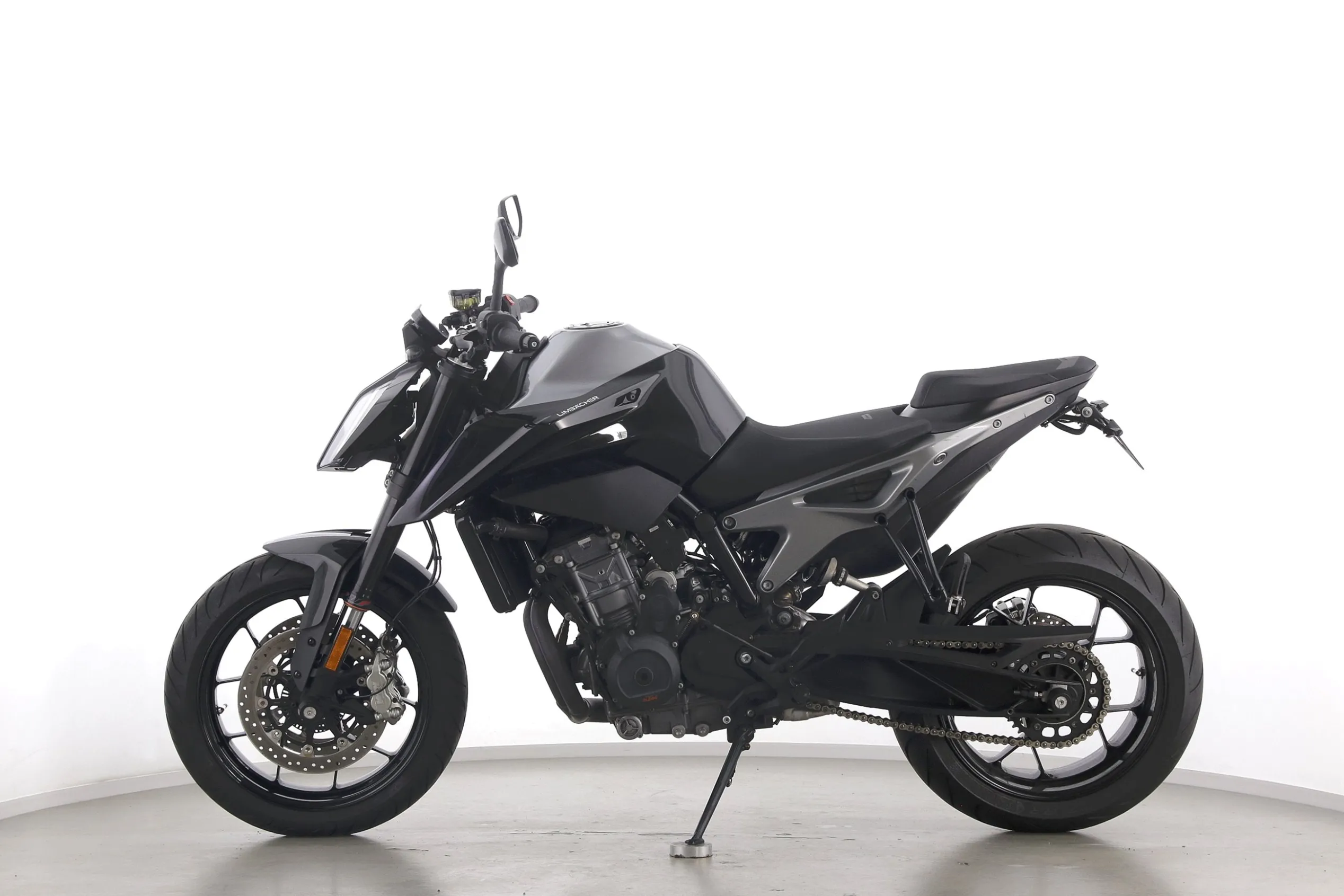 790 DUKE