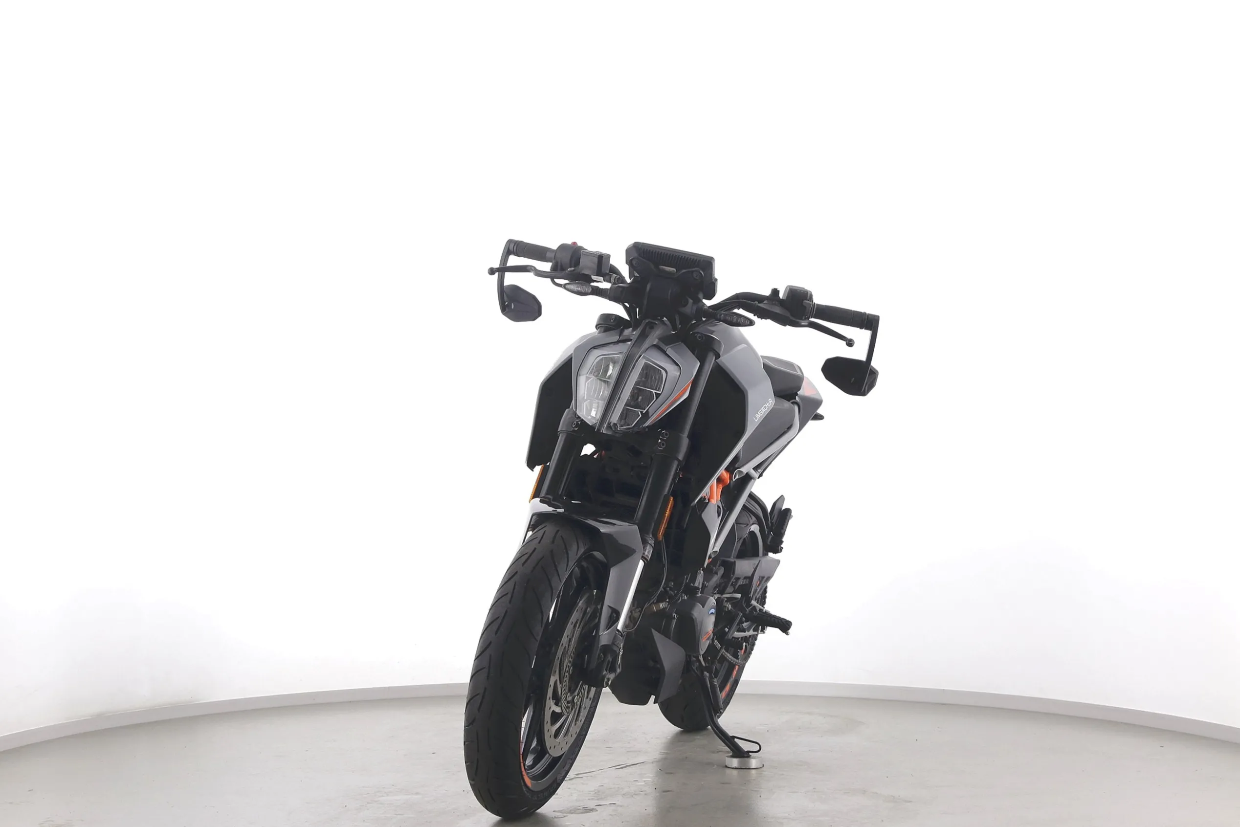 125 DUKE