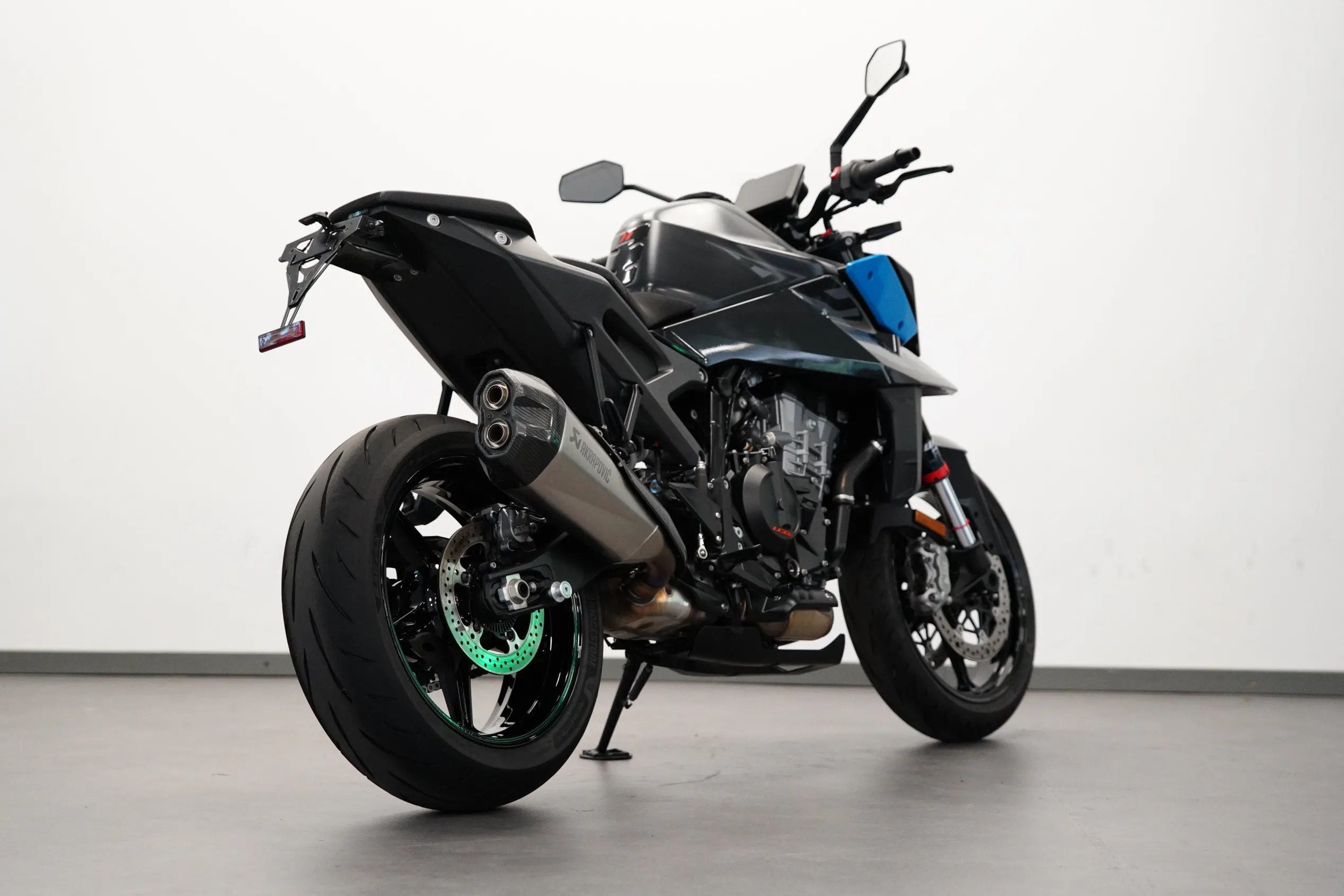 990 DUKE
