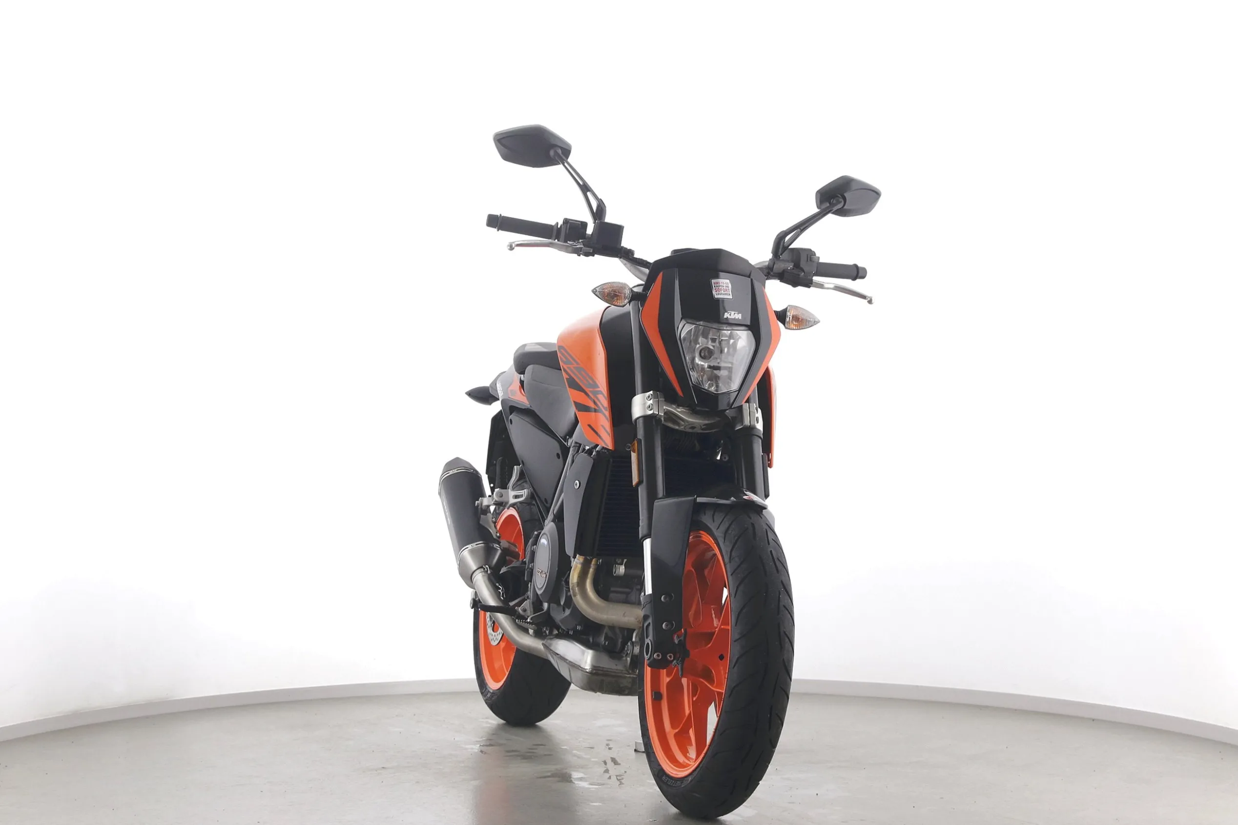 690 DUKE