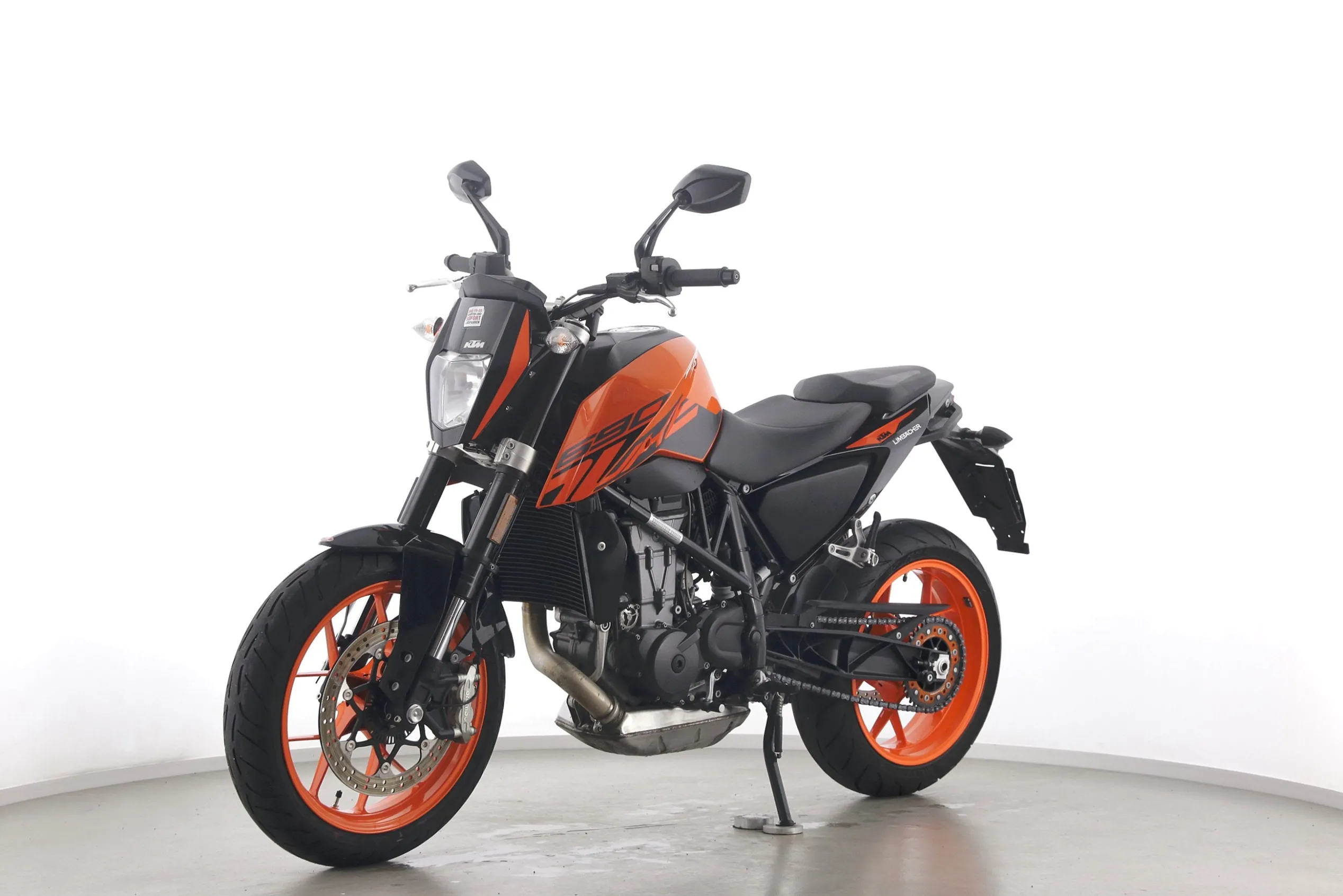 690 DUKE