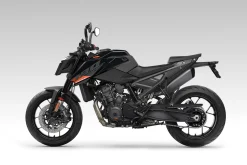 790 DUKE 2027