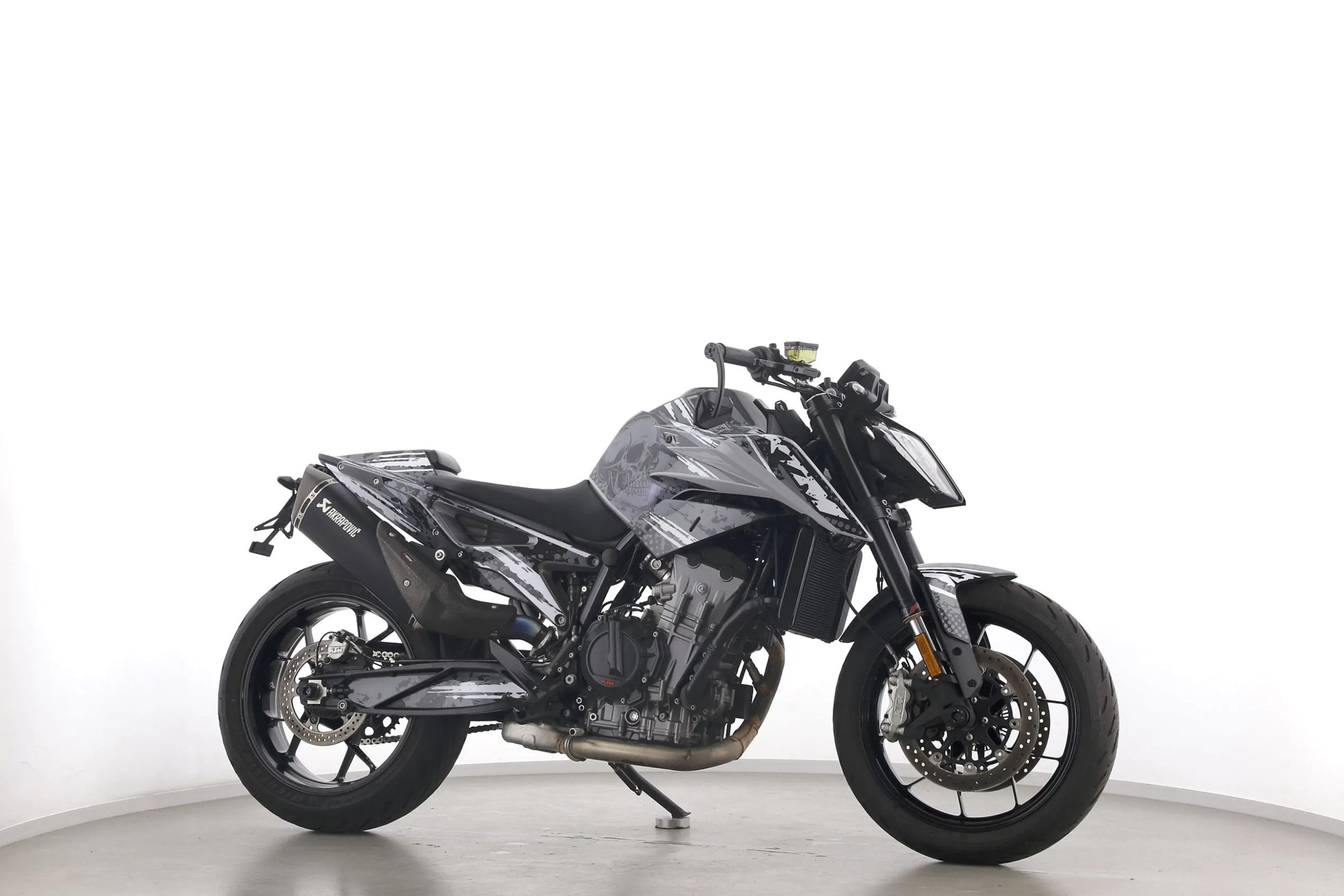 790 DUKE L