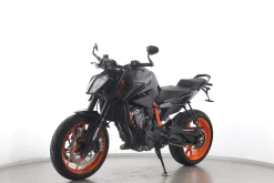 890 DUKE R