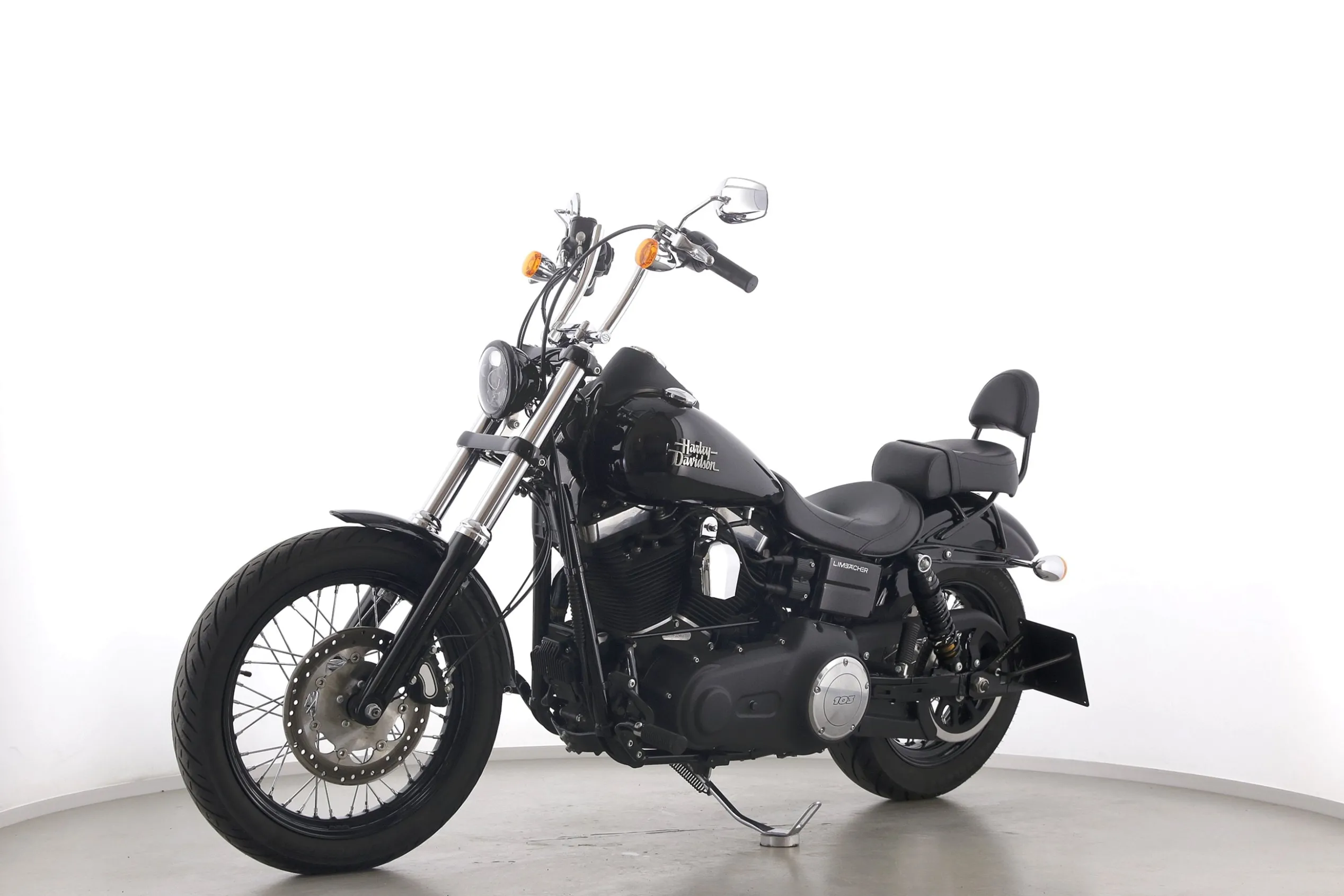 DYNA STREET BOB