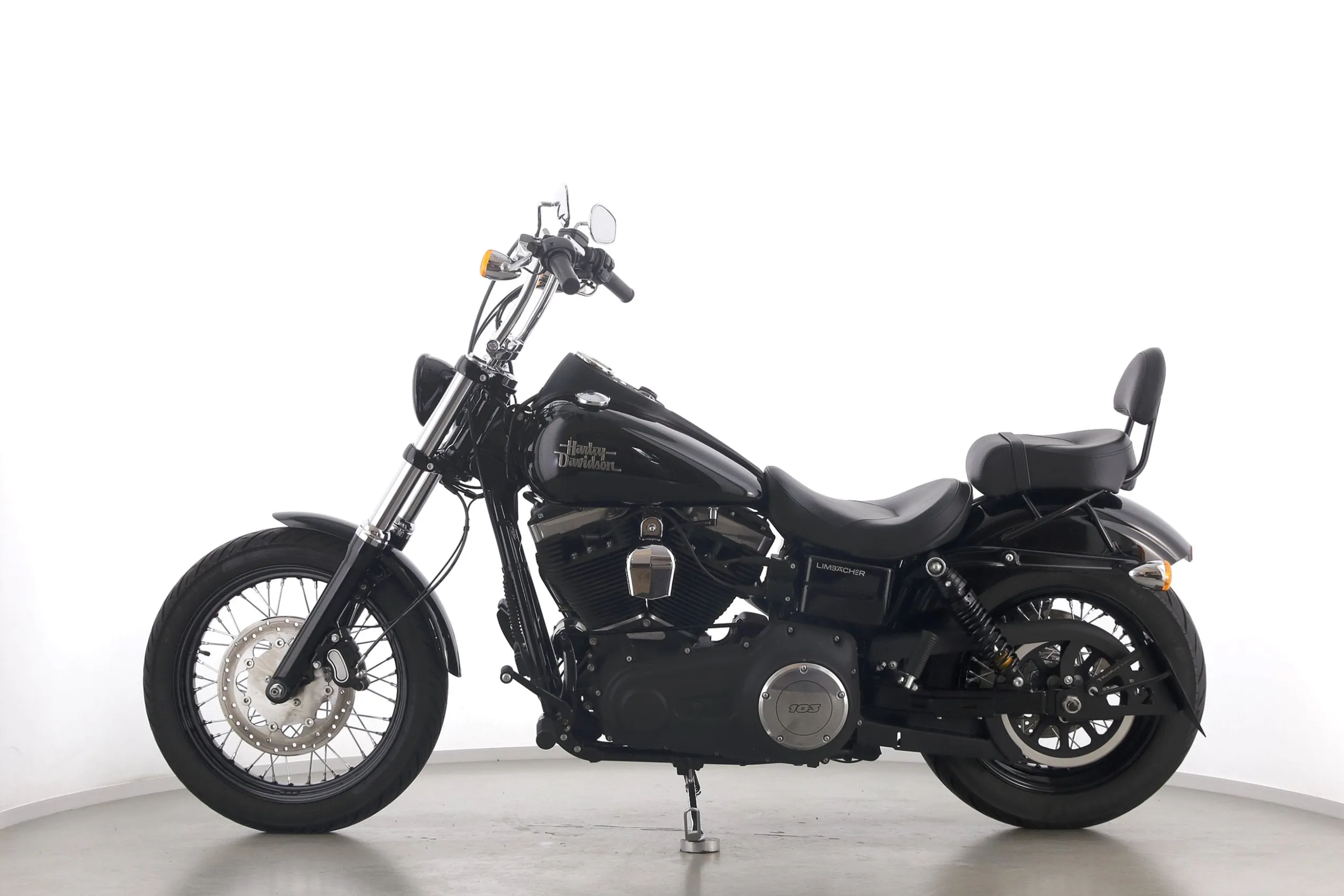 DYNA STREET BOB