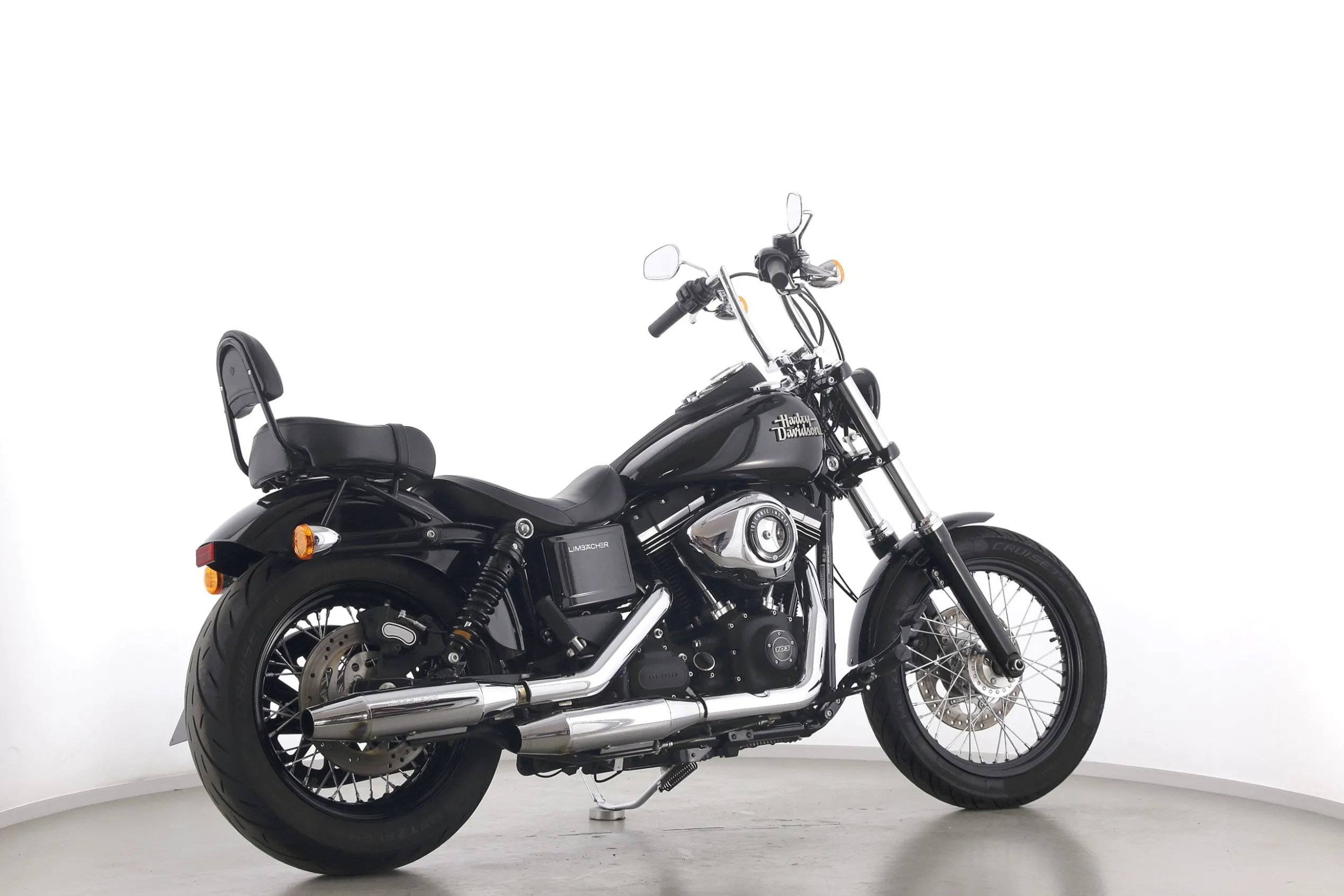 DYNA STREET BOB