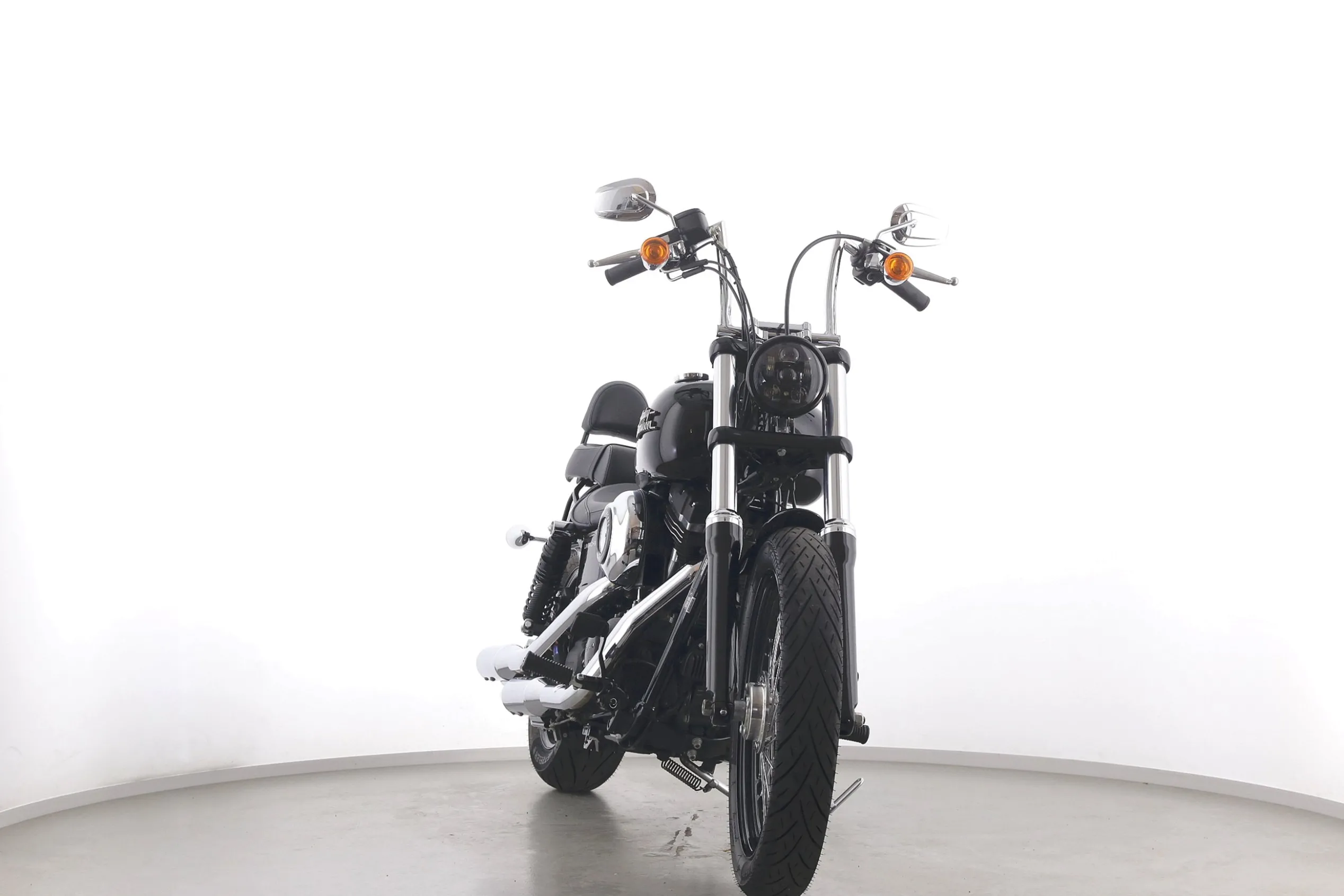 DYNA STREET BOB