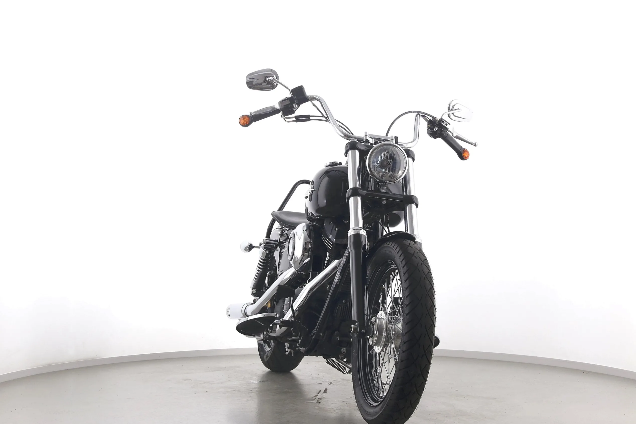 DYNA STREET BOB