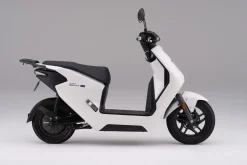 EM1 E
