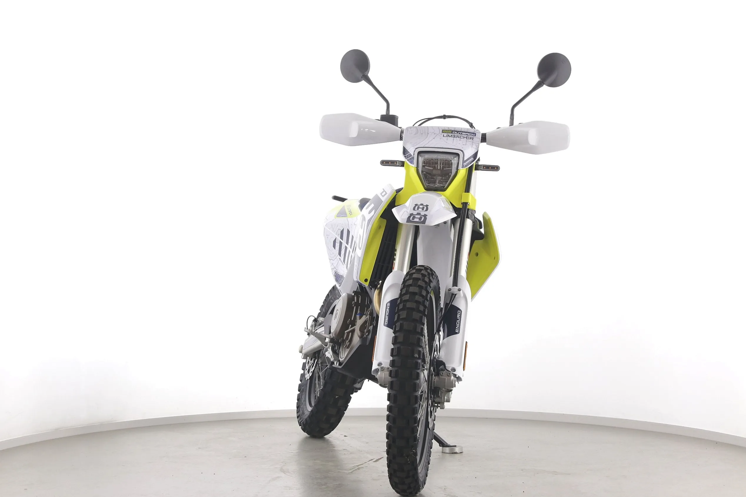 701 ENDURO LLC