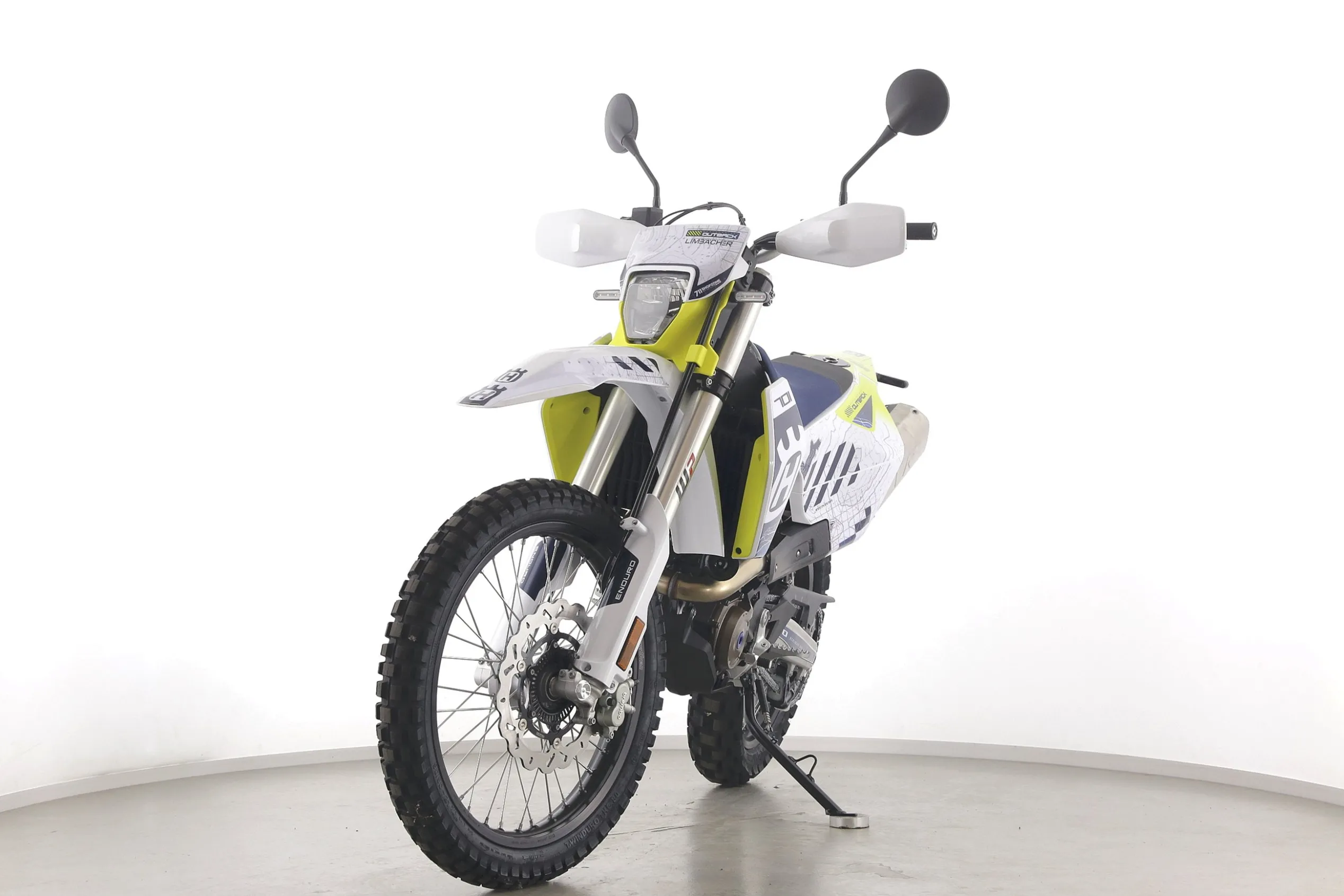 701 ENDURO LLC