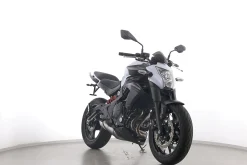 ER 6 N