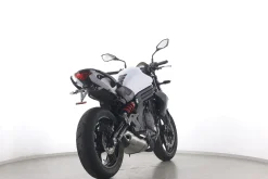 ER 6 N