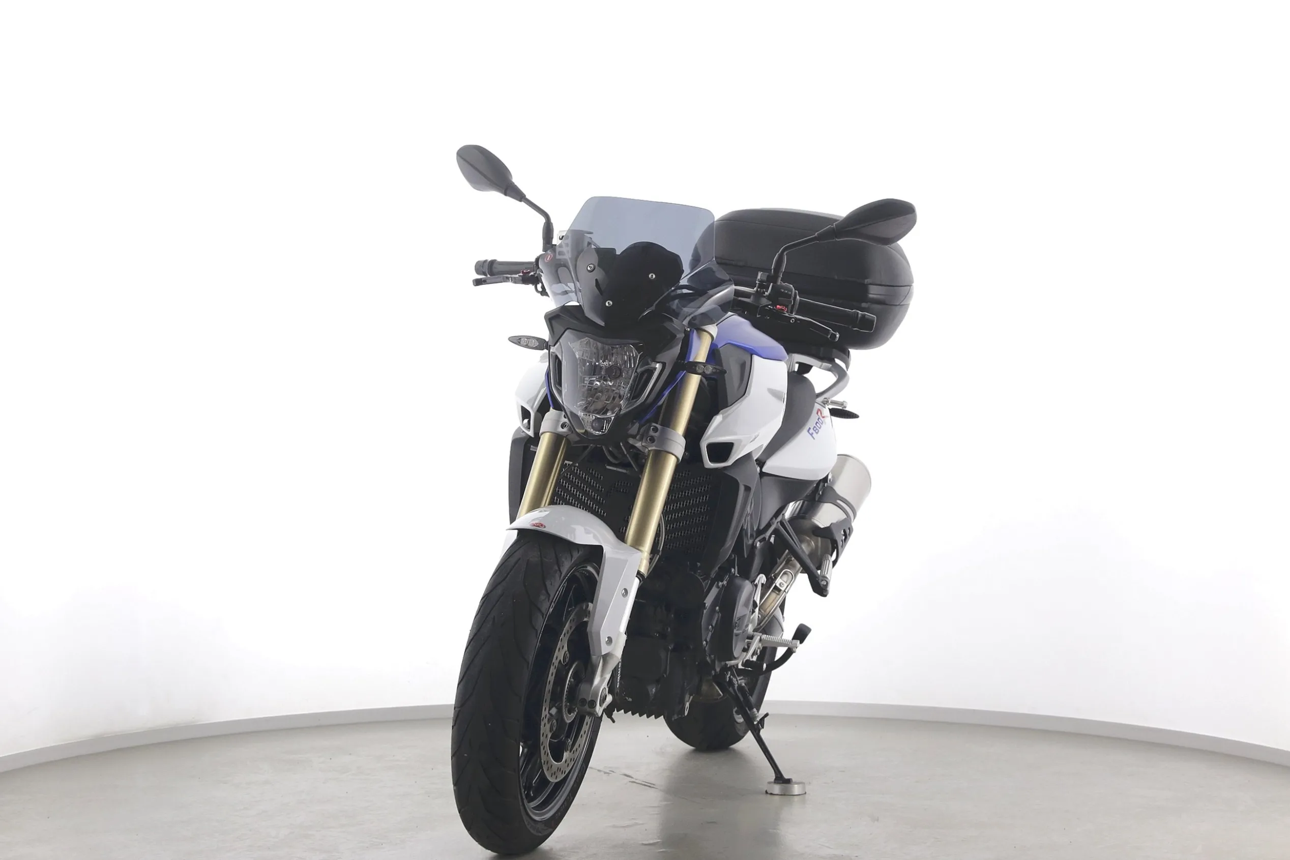 F 800 R
