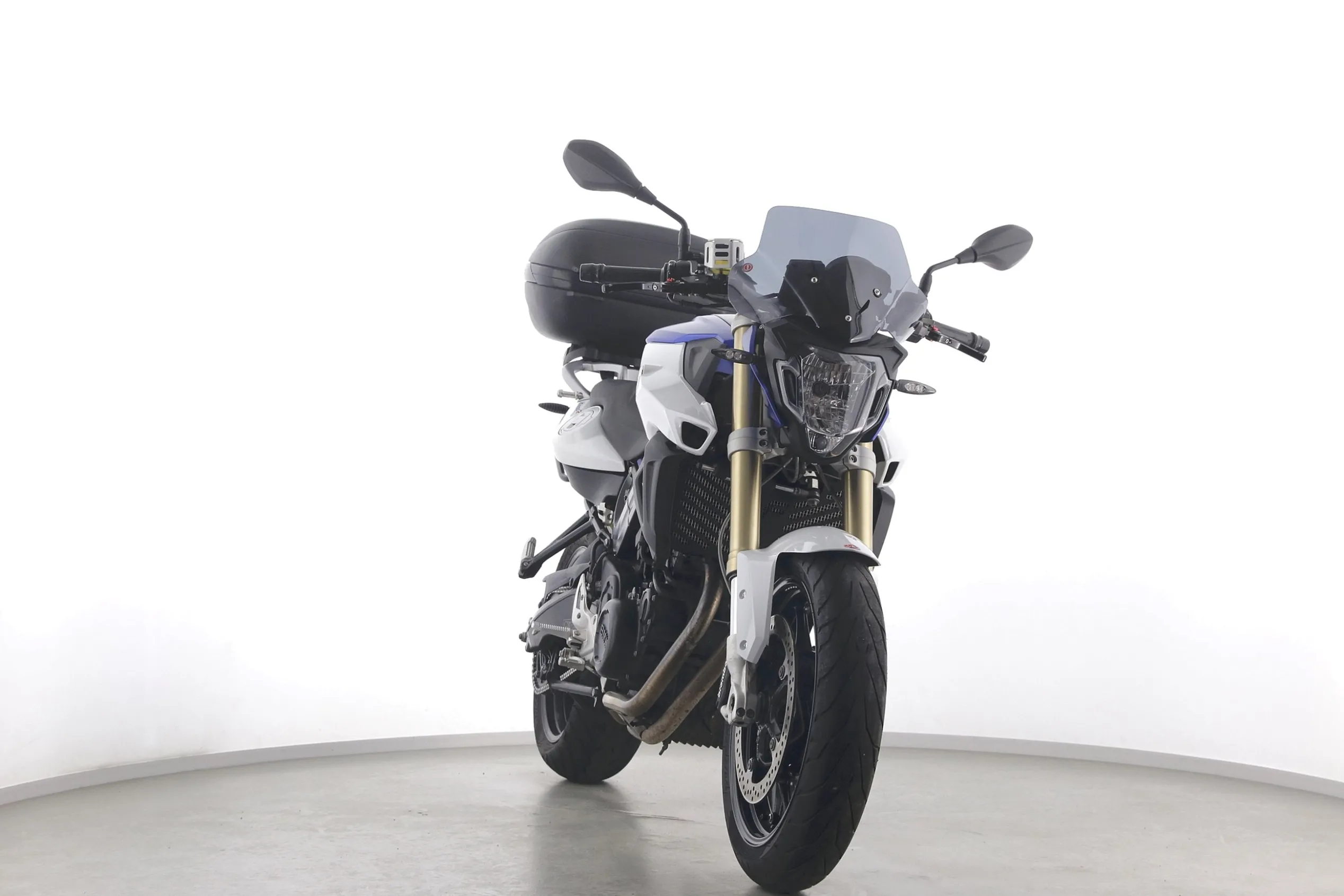 F 800 R