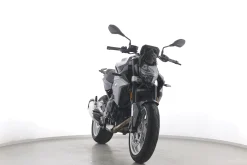 F 900 R
