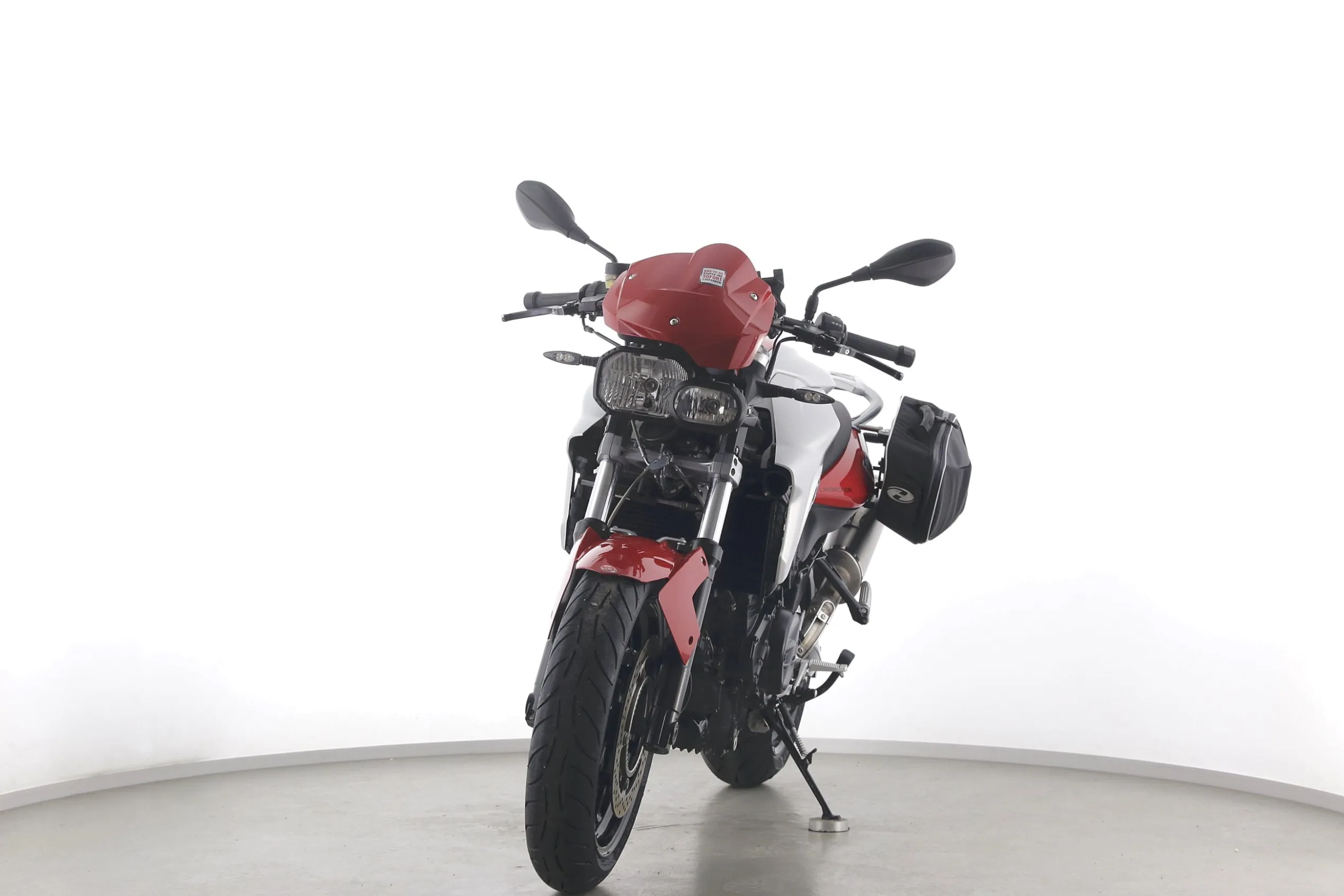 F 800 R