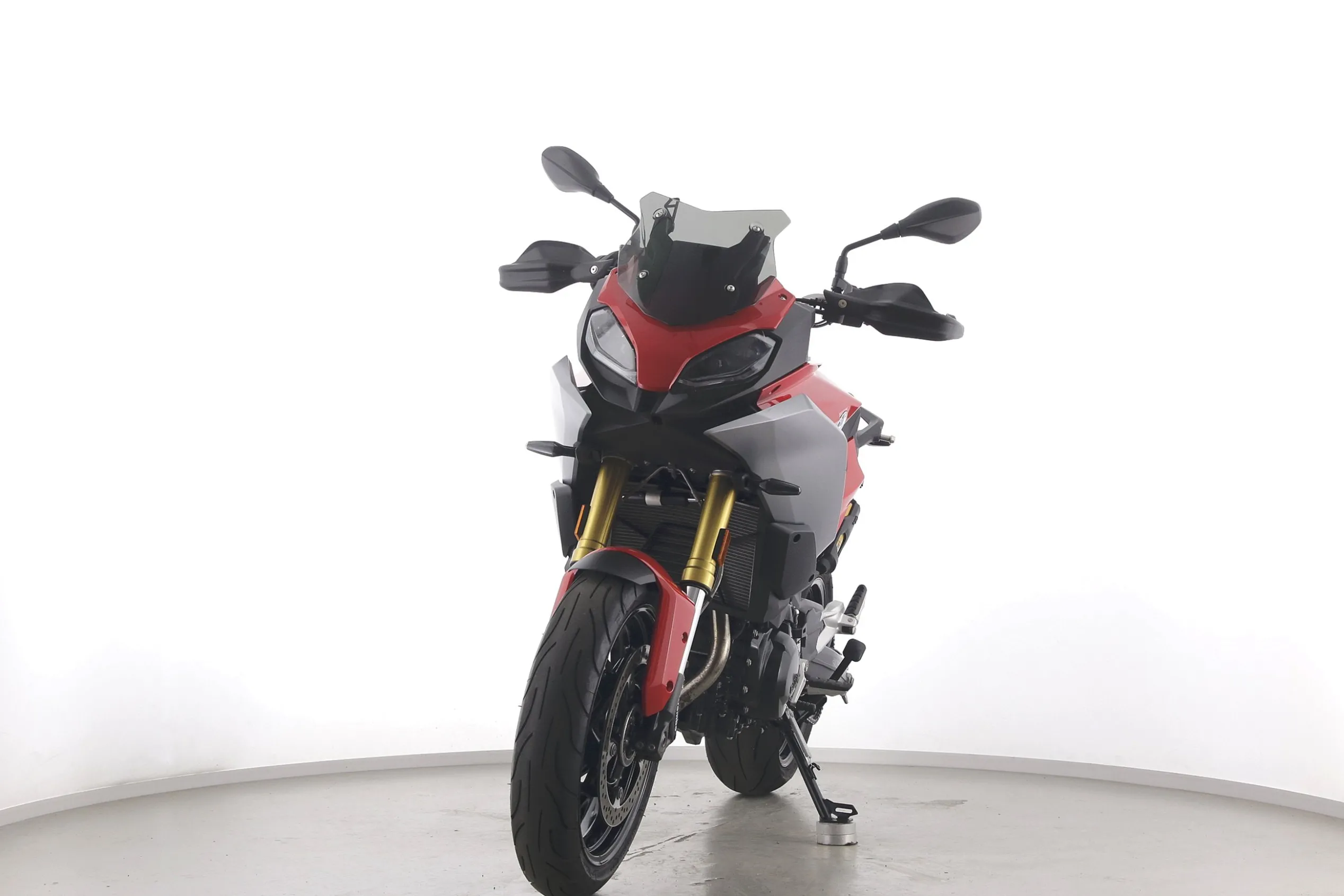 F 900 XR