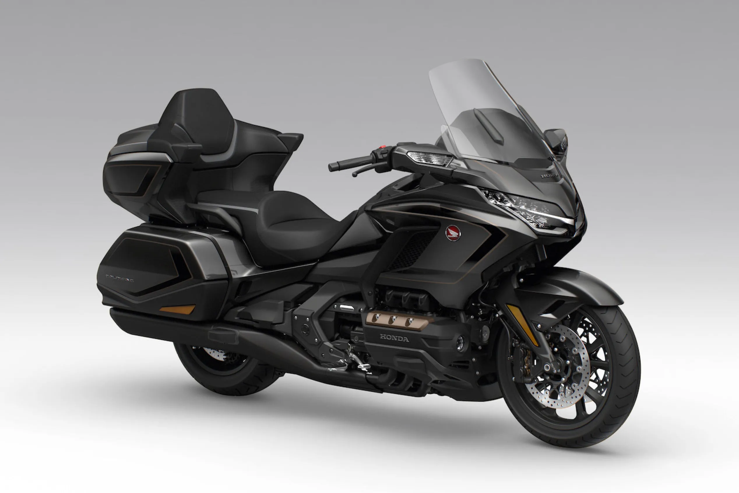 GL 1800 GOLD WING TOUR DCT