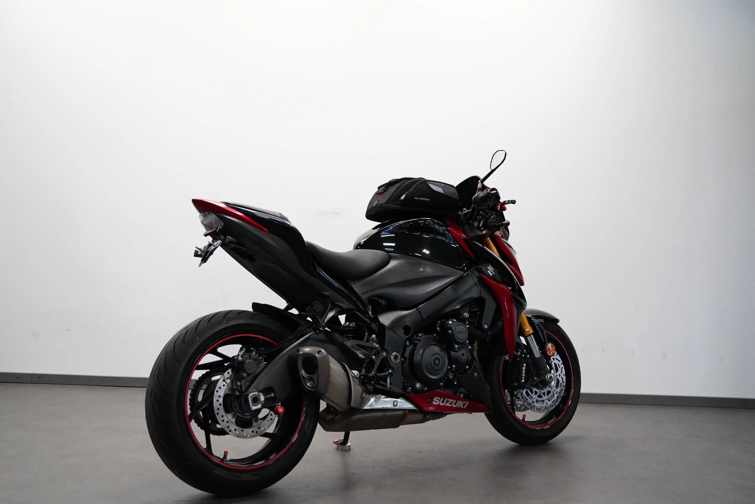 GSX S 1000
