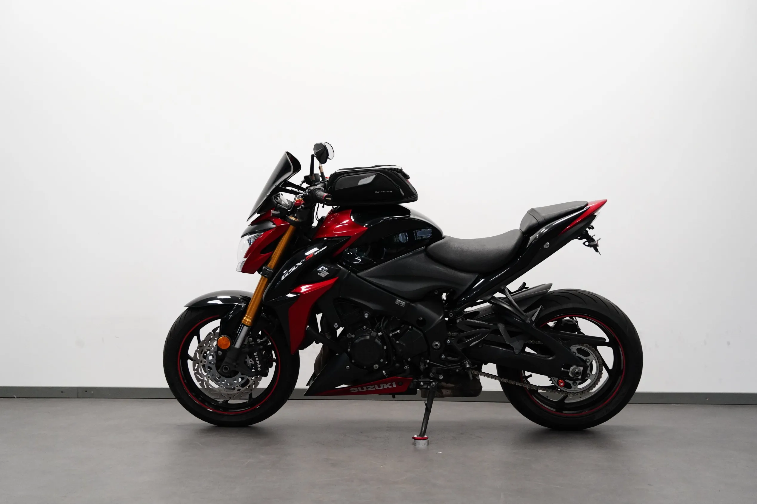 GSX S 1000