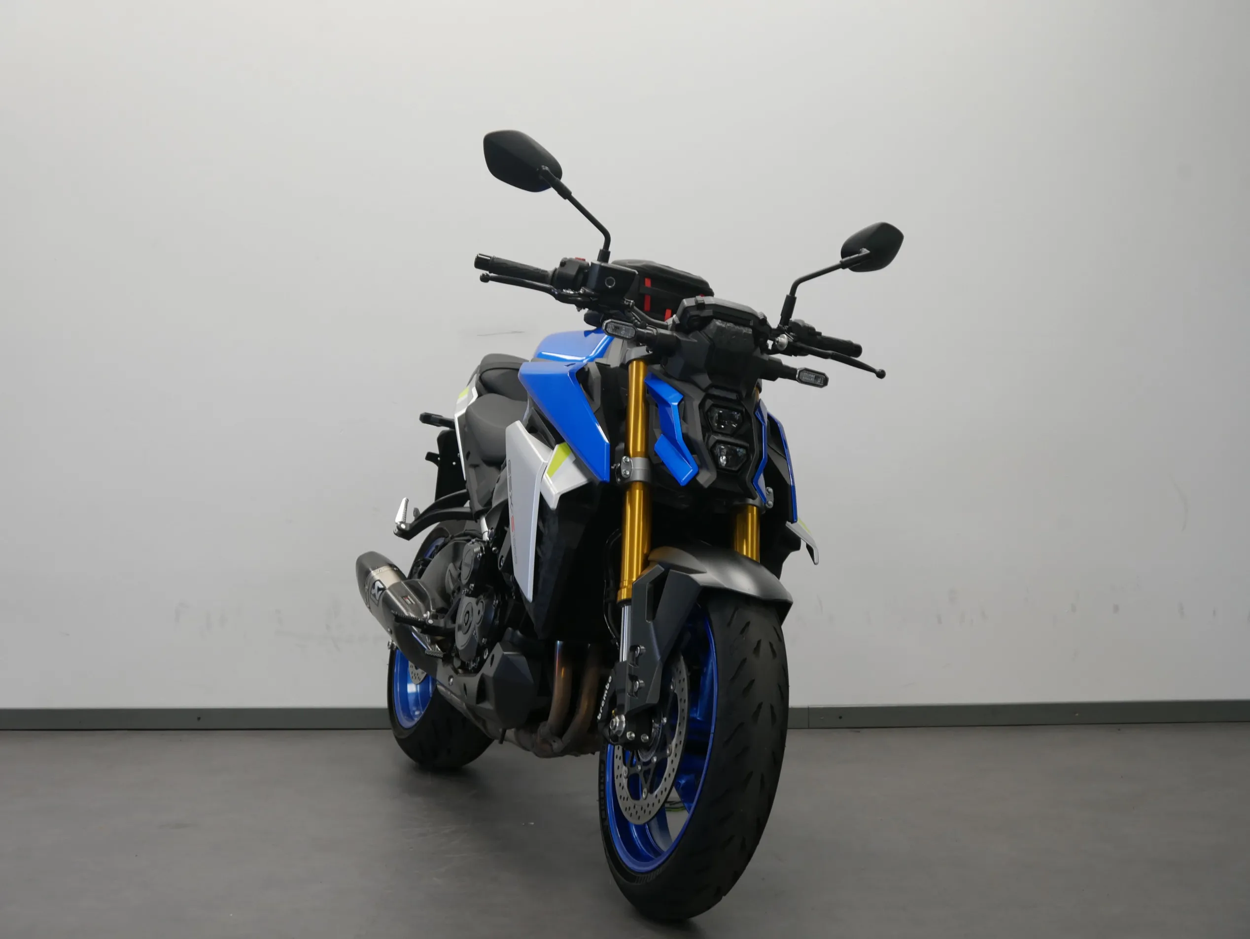 GSX S 1000
